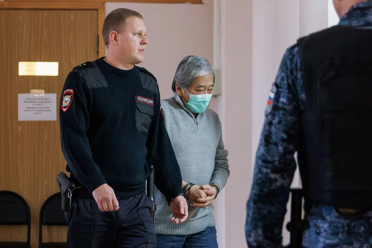 Дело Александра Пака поступило в картотеку Верховного суда и передано третьему составу уголовной коллегии.