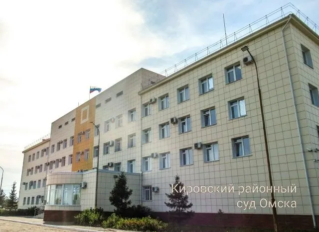 Кировский районный суд Омска арестовал на пять суток стримершу Сиваконь по обвинению в возбуждении ненависти или вражды и унижении человеческого достоинства за трансляцию 27 июля, в ходе которой она позволила себе резкие высказывания в адрес российских военнослужащих, участвующих в конфликте на Украине. Женщина признала вину. Также ей вынесли протокол за мелкое хулиганство за оскорбления в интернете; суд назначил штраф. Ранее ей уже штрафовали за аналогичные высказывания об участниках войны.