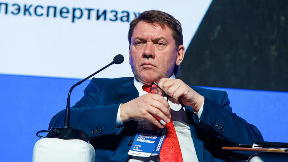 Гендиректор ФБУ ГКЗ задержан по подозрению в получении взятки; следственные действия продолжаются.