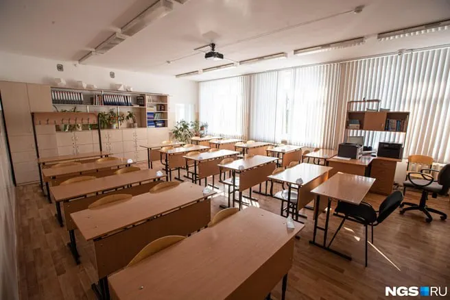 За два года в омских школах зафиксировано 18 обращений родителей по поводу поборов: 11 в 2025-м и 7 в 2026-м. Данные опубликованы департаментом образования.