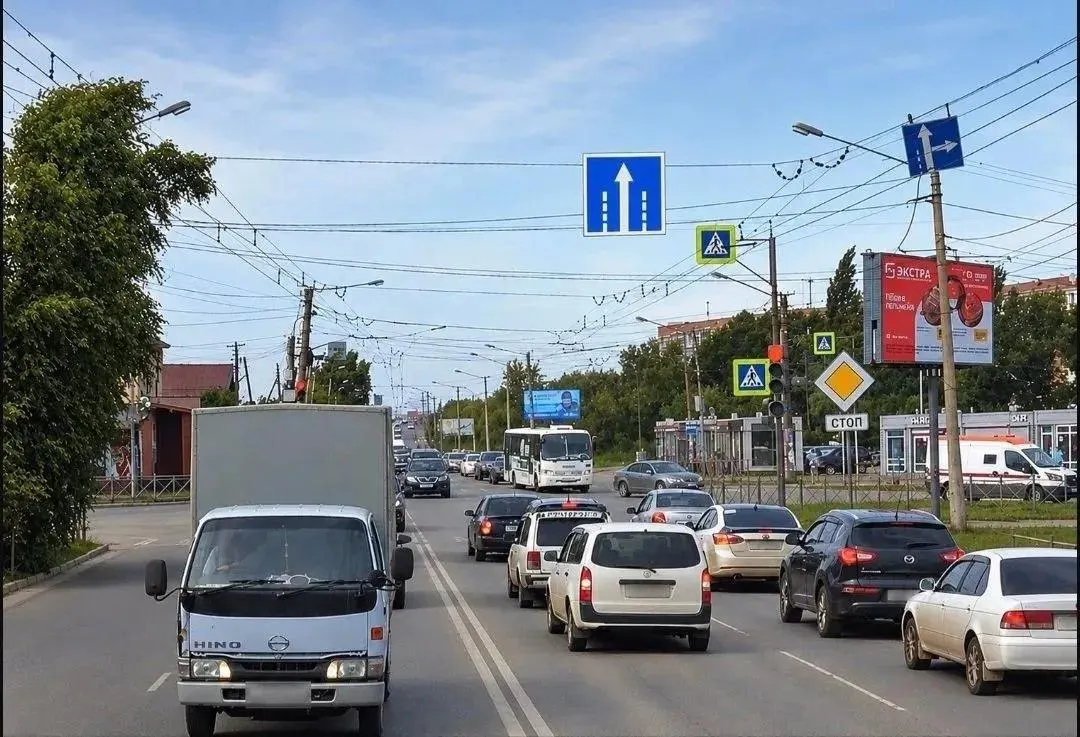 Новые правила вступят во второй половине ноября: Новокирпичная станет главной дорогой, а на 6-й Станционной и Машиностроительной появятся знаки «Уступи дорогу».