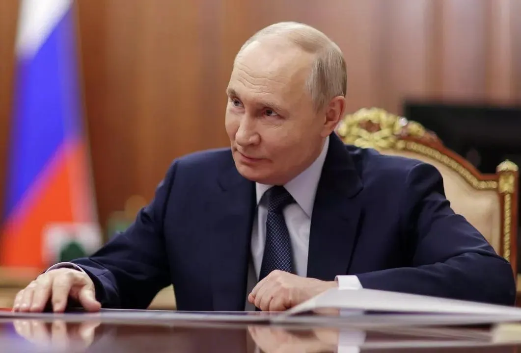 Пресс‑секретарь президента сообщил, что обращение Владимира Путина в День Победы ожидает весь мир, и такое внимание оправдано.