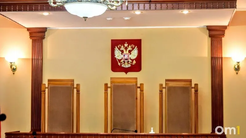 По версии следствия, с 2019 по 2022 год через фиктивные компании незаконно перевели более 162 млн рублей на счета нерезидентов; дела направлены в Куйбышевский районный суд Омска.