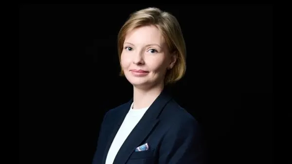 С 1 сентября администраторы доменов в российских зонах будут обязаны проходить идентификацию через ЕСИА. Регистраторы предлагают корпоративные тарифы и аудит для подготовки к новым требованиям.