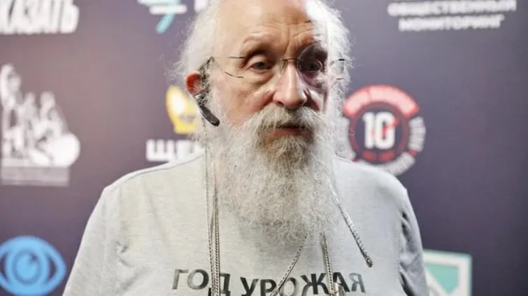 Султан Хамзаев, Евгений Фёдоров, Анатолий Вассерман и ещё ряд публичных депутатов либо отказались от выдвижения, либо рискуют не пройти праймериз. Партии корректируют сроки и запускают платформы для отбора кандидатов.