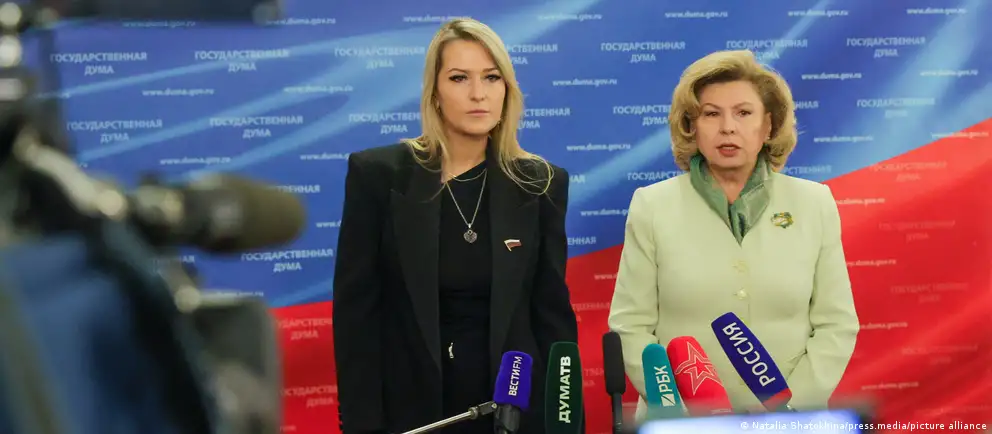 Госдума утвердила Яну Лантратову на пост омбудсмена. Она пообещала сосредоточиться на поддержке участников СВО и их семей, а правозащитники встретили назначение скептически.