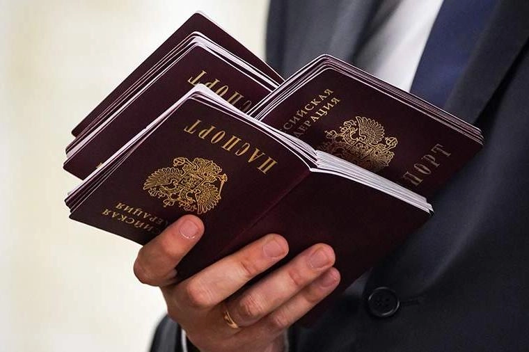 Фракция «Единая Россия» намерена внести поправки, позволяющие выдавать РВП, ВНЖ и гражданство иностранцам с непогашенной судимостью, если их осудили в других странах за поддержку политики России и СВО.
