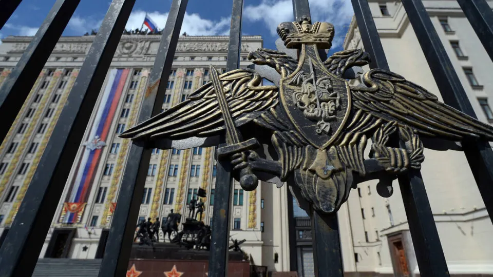 Военное ведомство предлагает принимать в своё распоряжение акции, земельные участки, технику и производственные базы национализированных компаний строительной отрасли, чтобы сразу использовать их для выполнения гособоронзаказа по капитальному строительству.