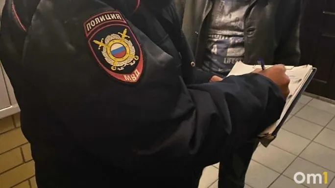 Полиция задержала семерых подозреваемых после обнаружения тела молодого человека на заброшенной территории возле Сыропятского тракта.