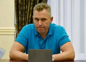 Совет ЕС расширил список ограничительных мер: в него вошли свыше 80 человек и организаций. Среди попавших под санкции — бывший детский омбудсмен Павел Астахов и генеральный прокурор Александр Гуцан; также указаны несколько журналистов и блогеров.
