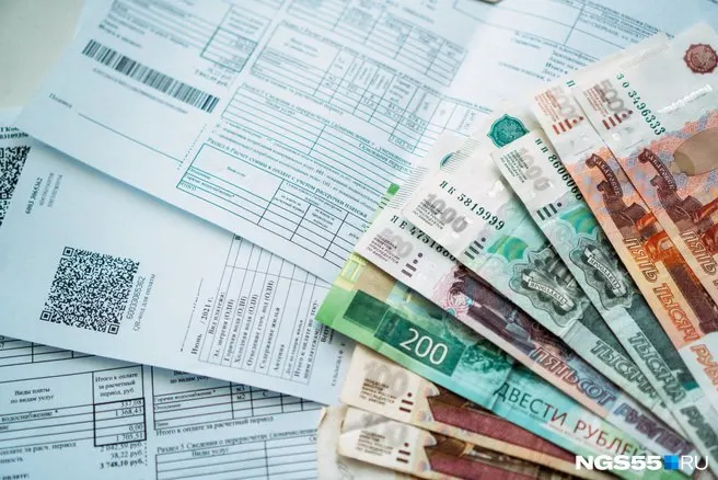 Глава РЭК пообещал, что совокупный рост платежей за ЖКУ не превысит 13%. Повышение объясняют удорожанием газа, его транспортировки, электроэнергии, а также ростом МРОТ и расходов коммунальных предприятий.