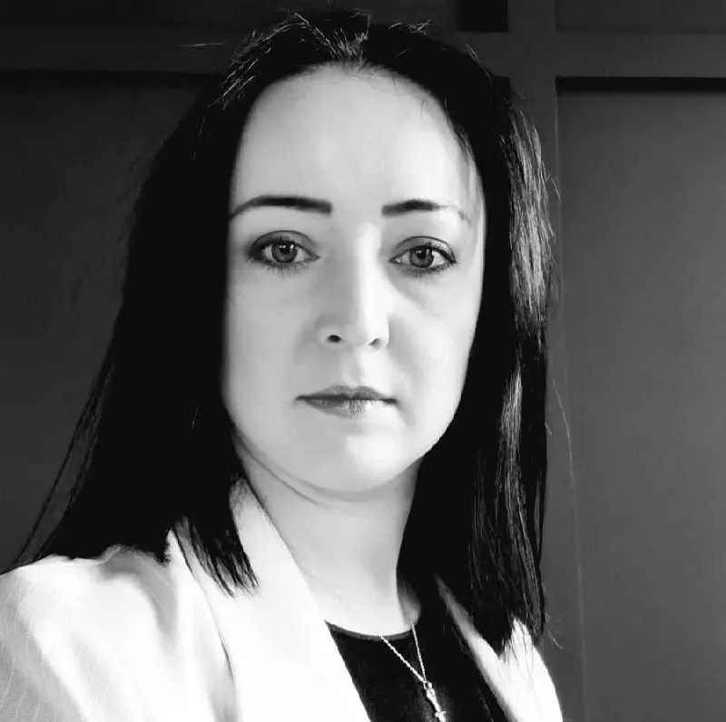 Конституционный суд признал: совершеннолетние дети могут требовать лишения родительских прав родителей, совершивших в их отношении насилие, чтобы раз и навсегда прекратить любые связи и защитить свои права.