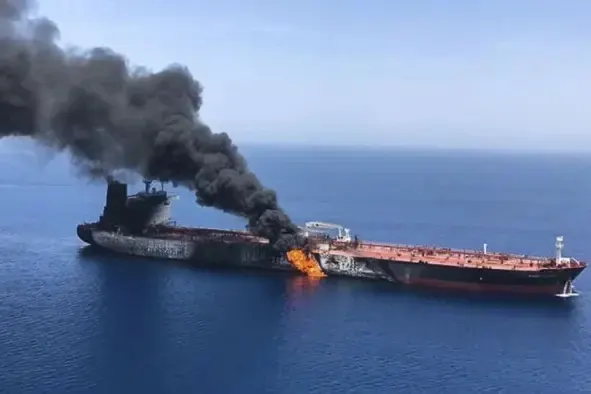 Тарифы на морское страхование грузов выросли в несколько раз, перестрахование оказалось крайне убыточным — власти обсуждают государственную поддержку и создание взаимных обществ страхования.
