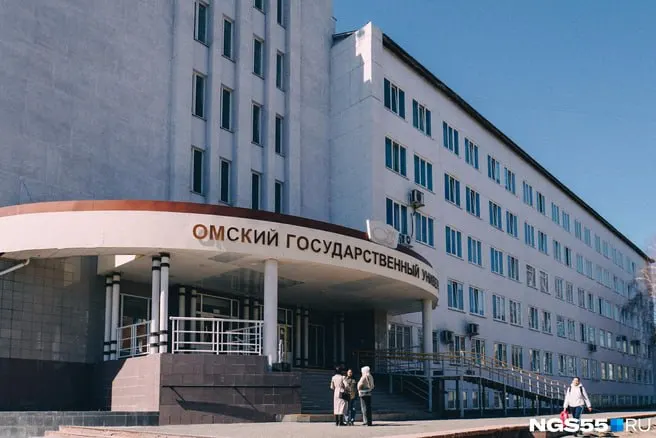 Из-за аварии на теплотрассах ОмГУ остаётся без отопления и горячей воды в четырёх корпусах и общежитии.