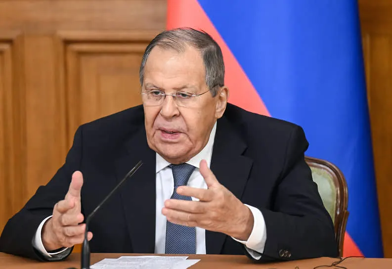 Глава МИД РФ сообщил, что информационная кампания вокруг операции в Украине продолжится и может усилиться.