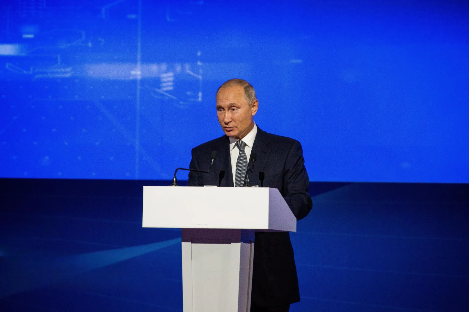 Президент высказал своё мнение о дипломатических перспективах по Украине и о текущем положении военной операции во время международного форума.