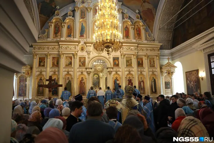 Священнослужители молились за Омск и защиту горожан во время объявленной беспилотной тревоги.
