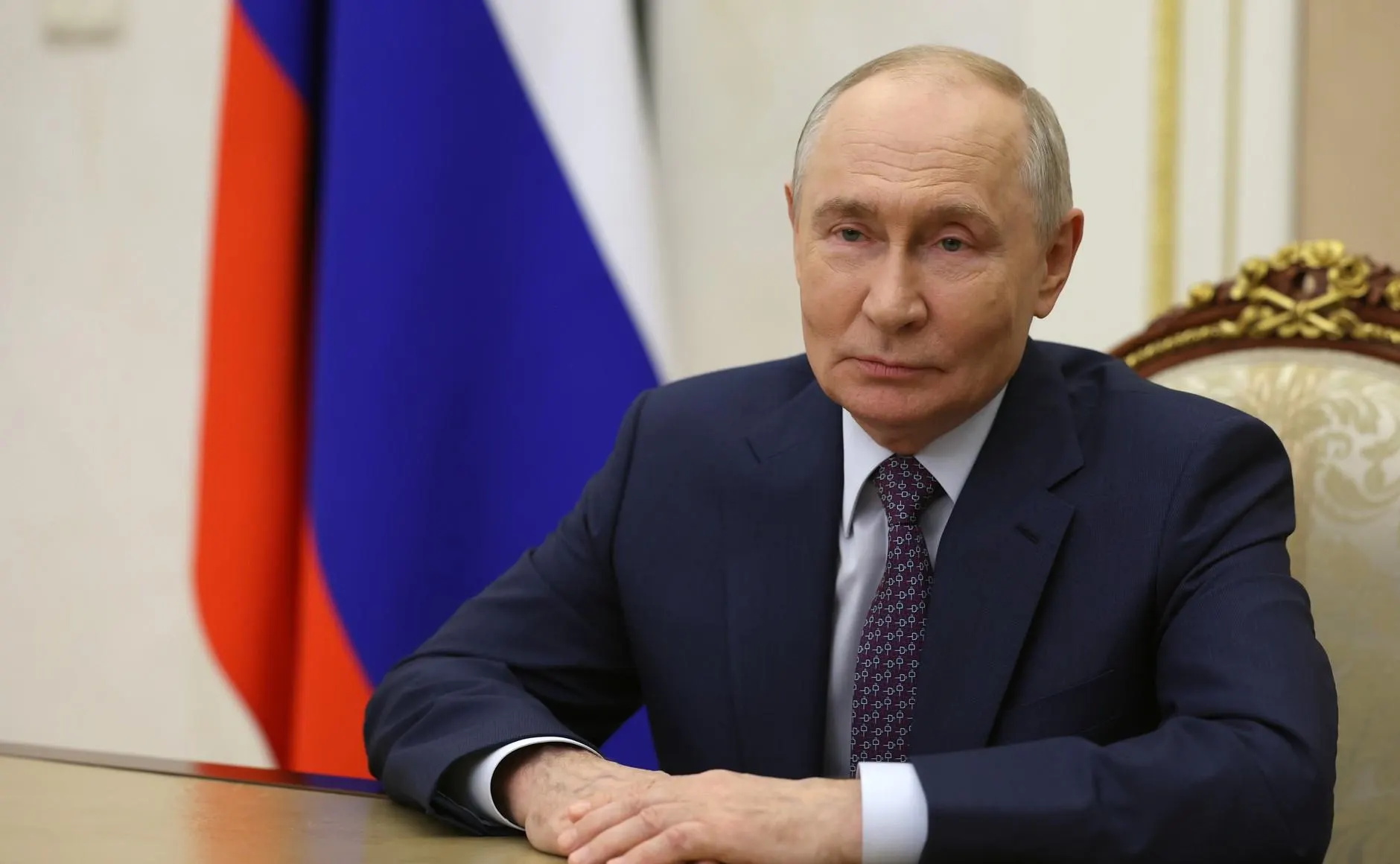 Президент поздравил педагогов с профессиональным праздником и подчеркнул их роль в развитии страны.