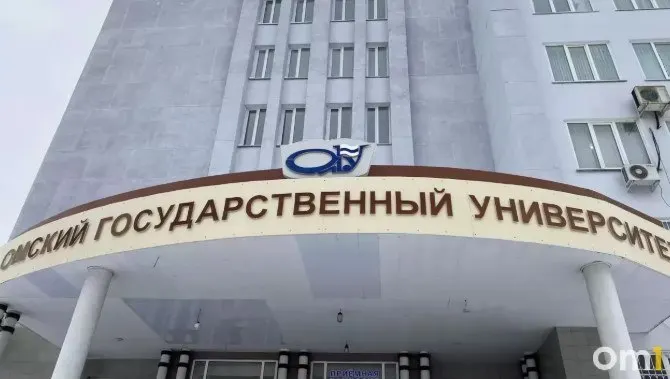 После аварии на городских теплосетях тепло вернуть во все корпуса ОмГУ и во все общежития; руководство вуза поблагодарило инженерную службу за оперативность.