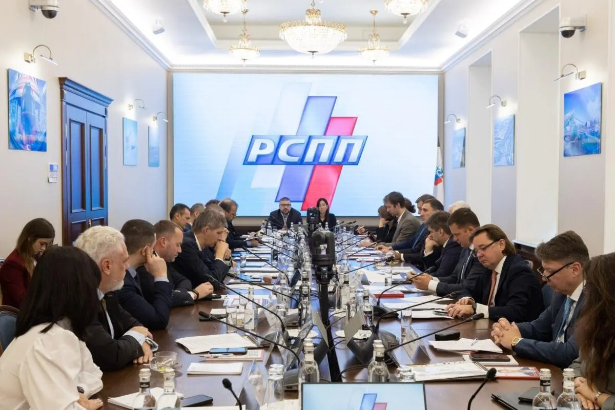 Российский союз промышленников и предпринимателей выступает против предлагаемого Минфином налога на сверхдоход и призывает к более предсказуемой налоговой политике.